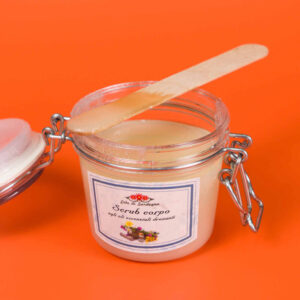 scrub corpo agli oli essenziali drenanti, erbe di Sardegna